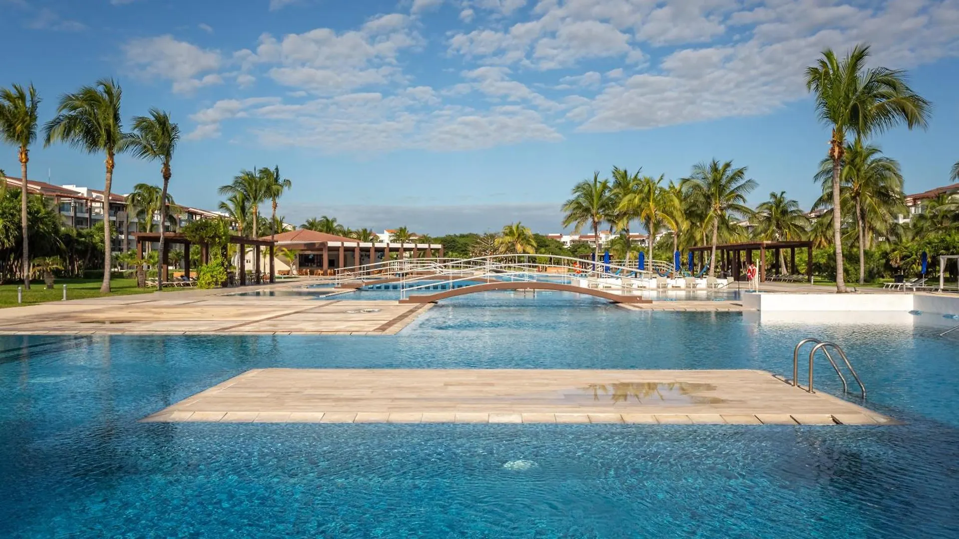Casa Los Mares Ocean Front Penthouse Condo Playa del Carmen Apartment