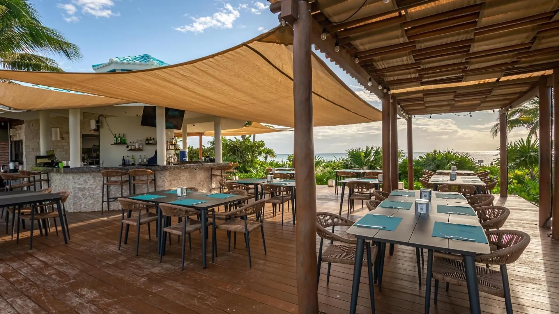 Apartment Casa Los Mares Ocean Front Penthouse Condo Playa del Carmen Mexico