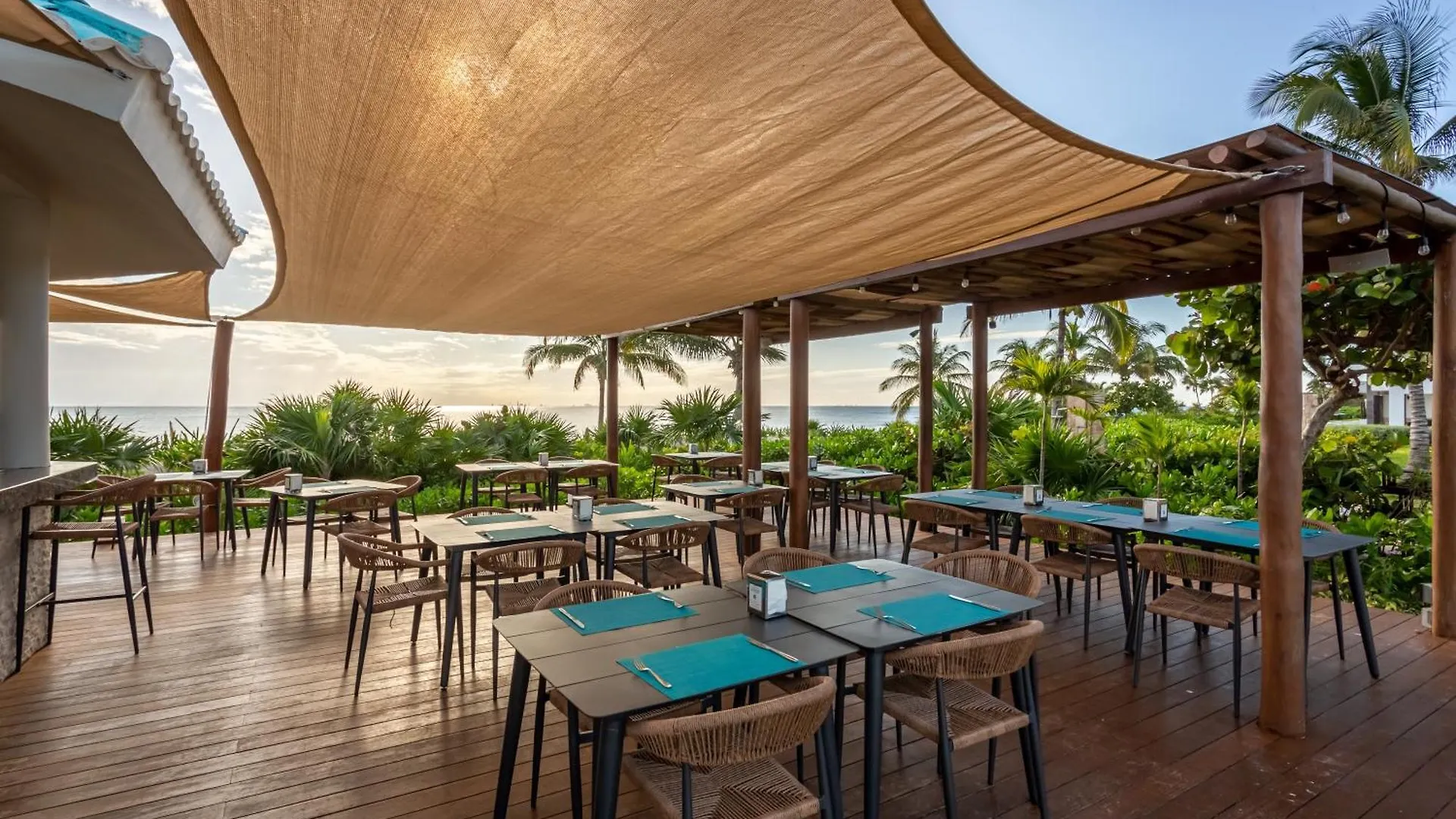 Casa Los Mares Ocean Front Penthouse Condo Playa del Carmen