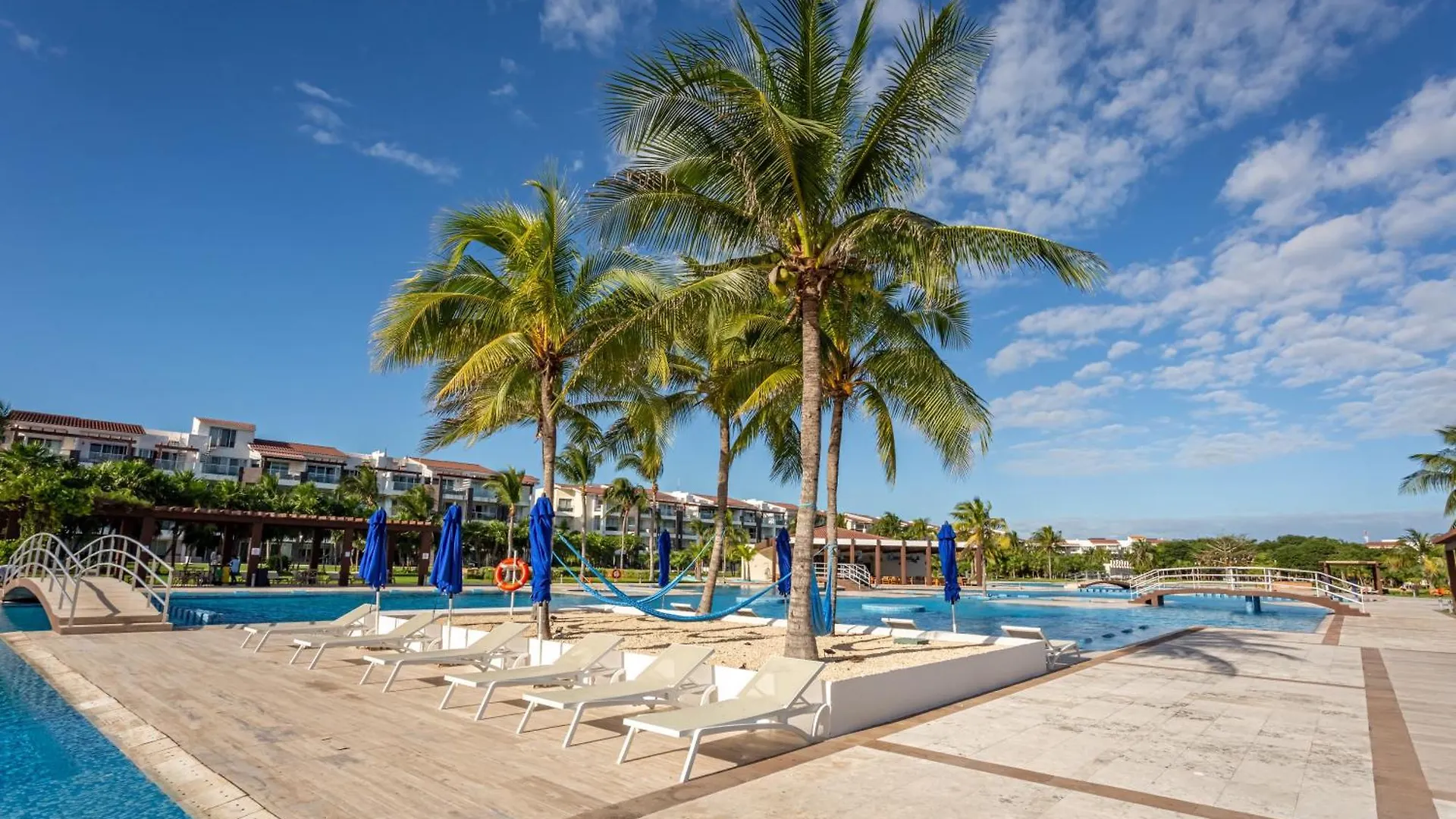 Casa Los Mares Ocean Front Penthouse Condo Playa del Carmen Apartment