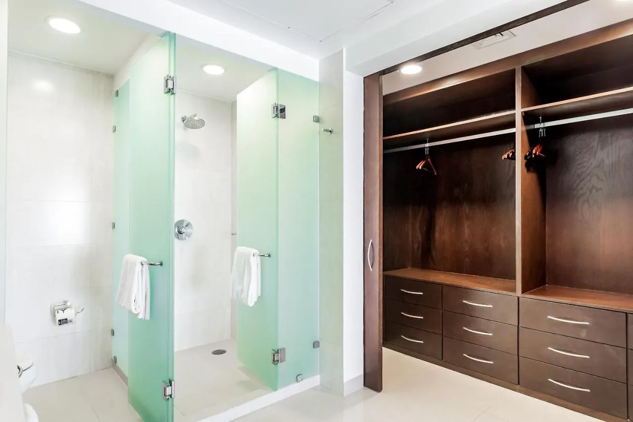 Casa Los Mares Ocean Front Penthouse Condo Playa del Carmen Appartement